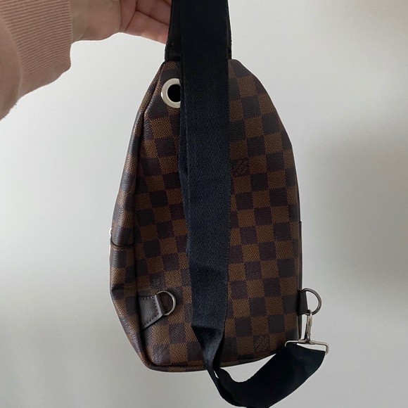 Brown satchel cross body - Picture 2 of 3